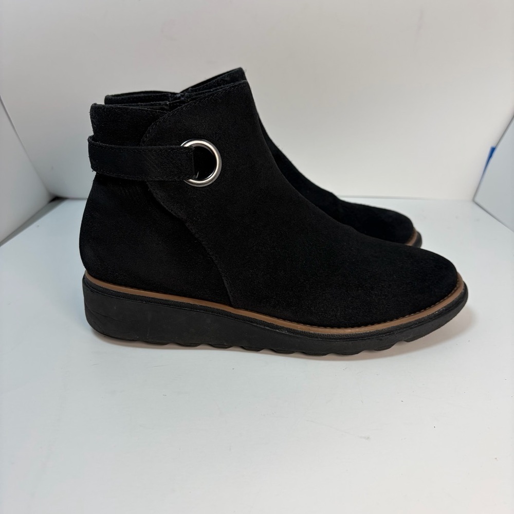 Clarks Collection Black Suede Ankle Boots Women’s 6.5 Comfort Sole